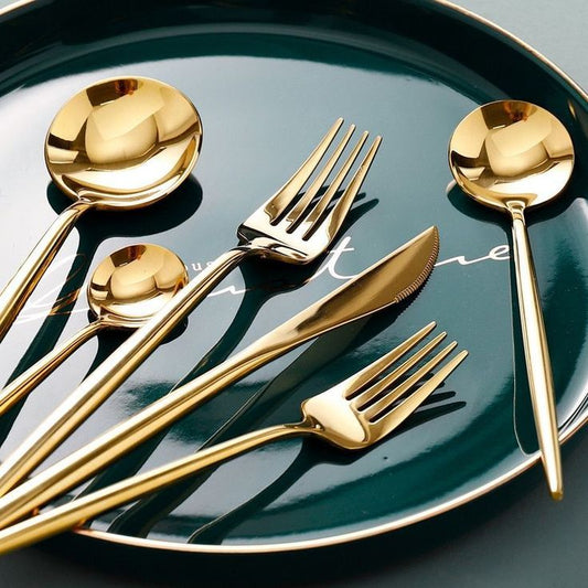 Set de cubiertos Gold